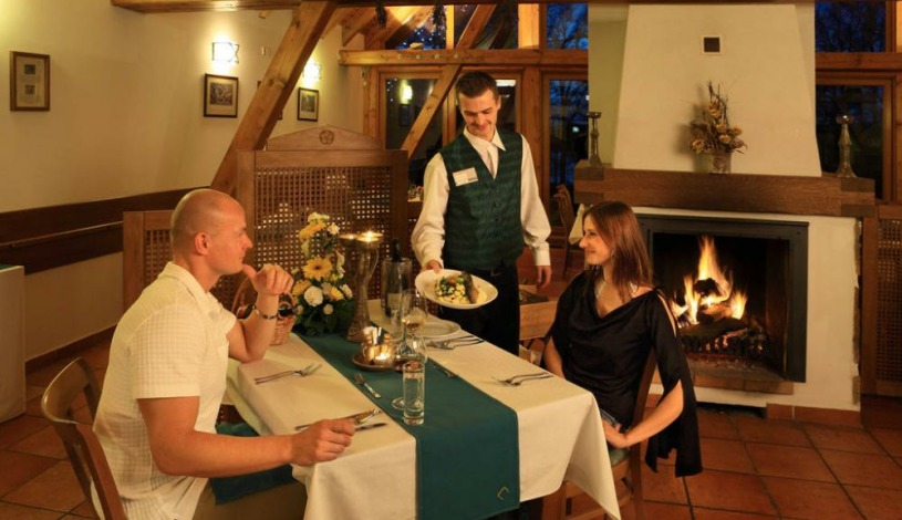 PARKHOTEL HLUBOKÁ NAD VLTAVOU Hluboká nad Vltavou